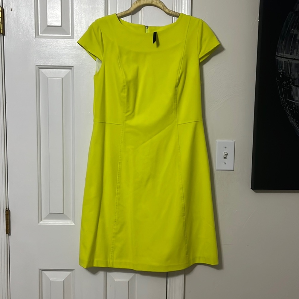 Bright dress , good for work